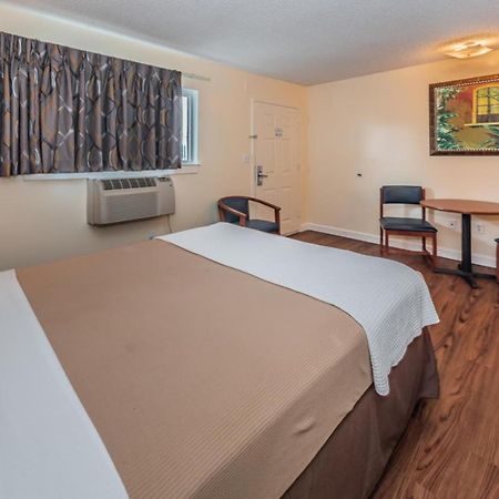 Tampa Bay Extended Stay Hotel لارغو المظهر الخارجي الصورة