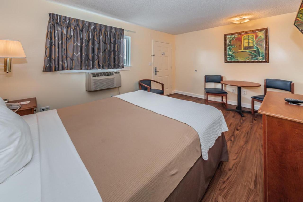 Tampa Bay Extended Stay Hotel لارغو المظهر الخارجي الصورة